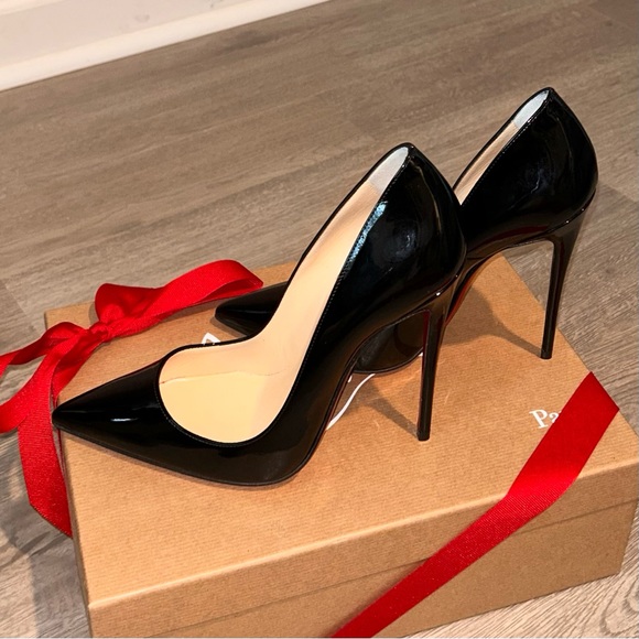 Black Christian Louboutin So Kate - Picture 3 of 7
